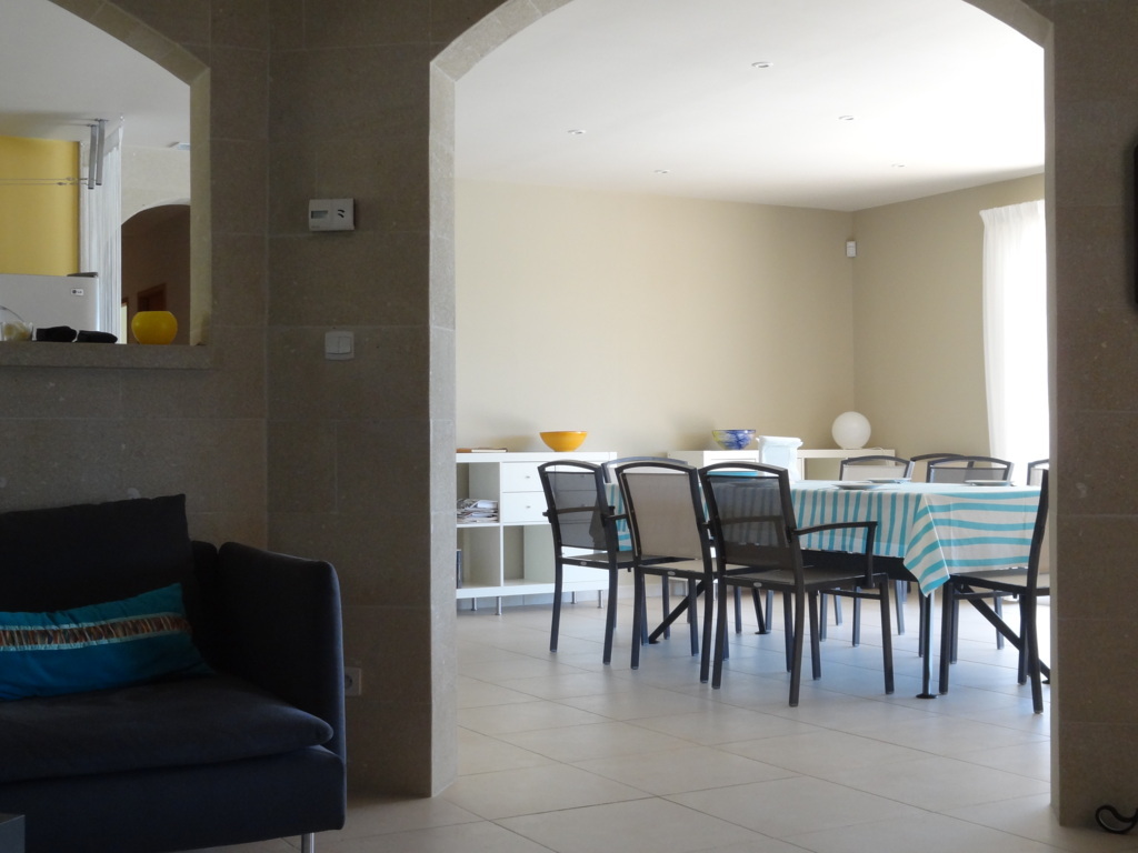 luxury holiday villa with pool reversible air conditioning in france